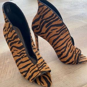 Fancy Tiger Print heels